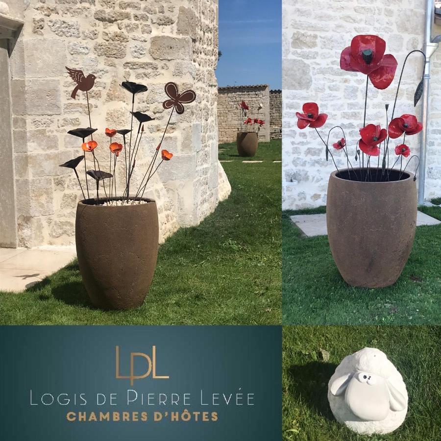 Logis De Pierre Levee Bed & Breakfast Bessines Exterior foto