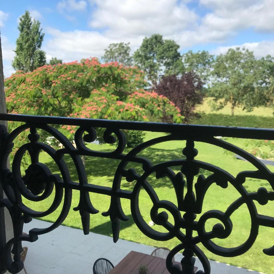 Logis De Pierre Levee Bed & Breakfast Bessines Exterior foto